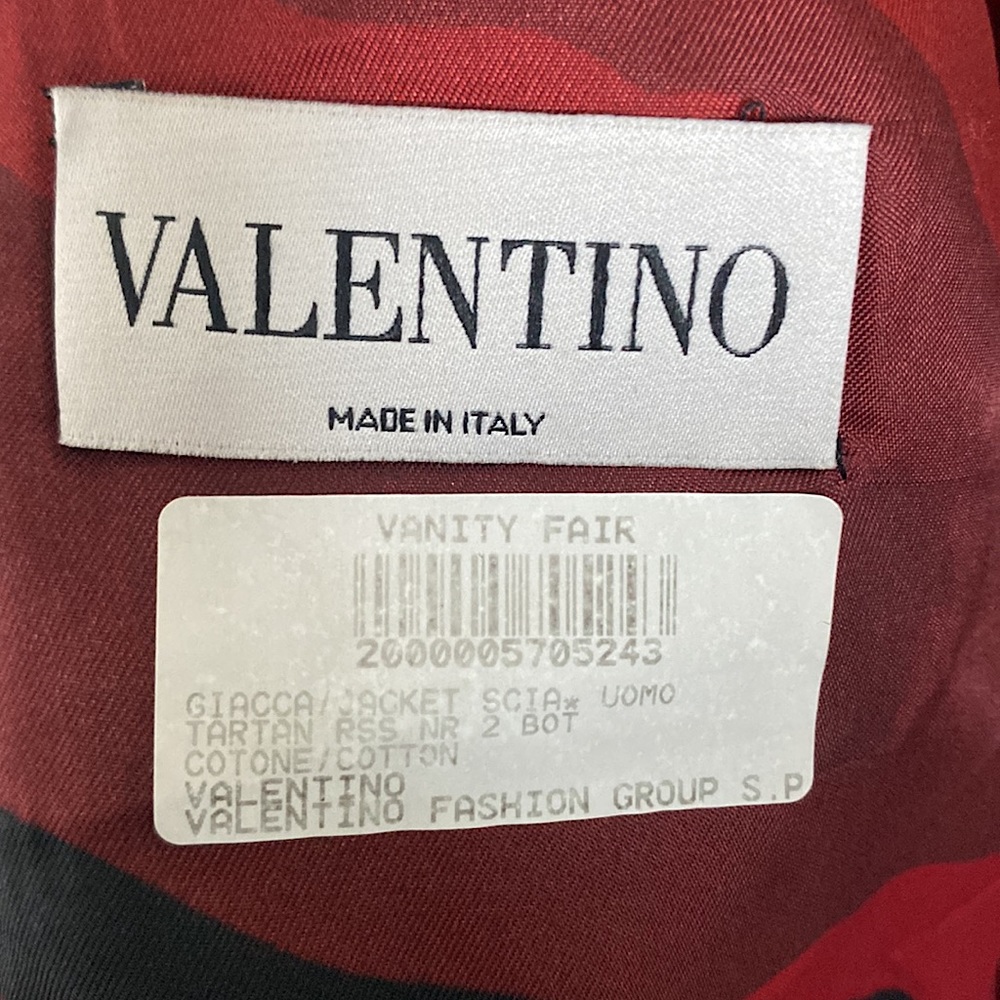 Valentino - Picture 8 of 16